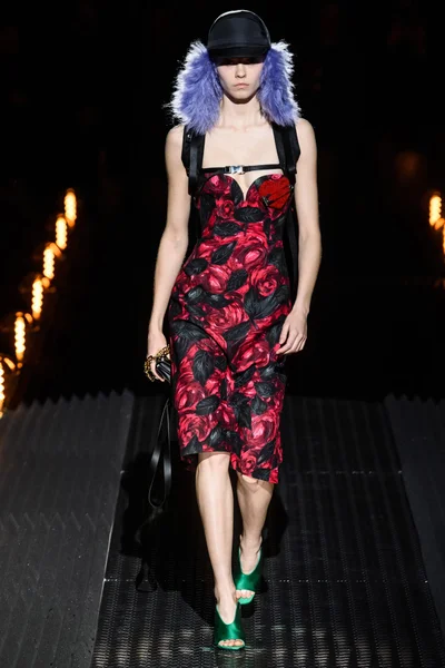 Look 54